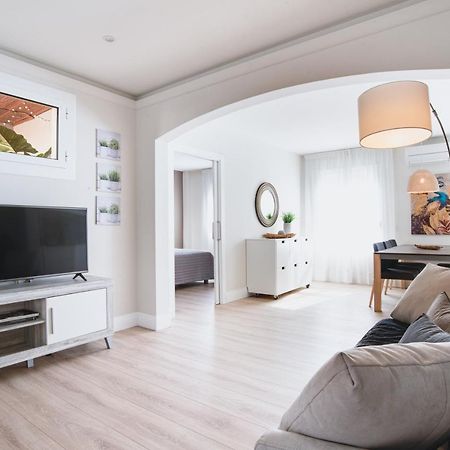 Apartamentos Hotel Pirineos Figueres  Eksteriør bilde
