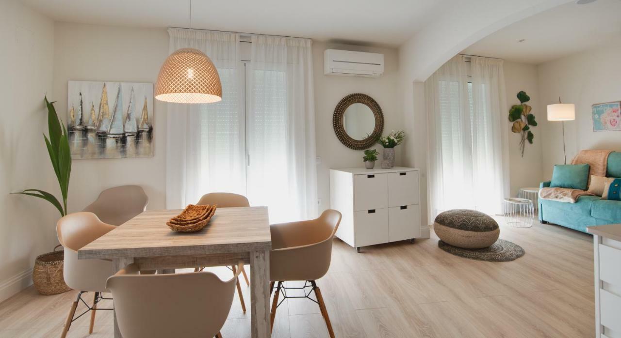 Apartamentos Hotel Pirineos Figueres  Eksteriør bilde